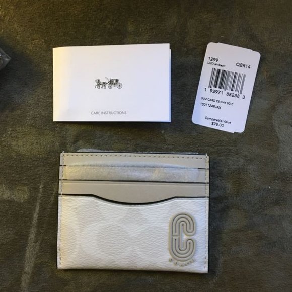 NWT Coach Slim Card Case Chalk/Steel Color